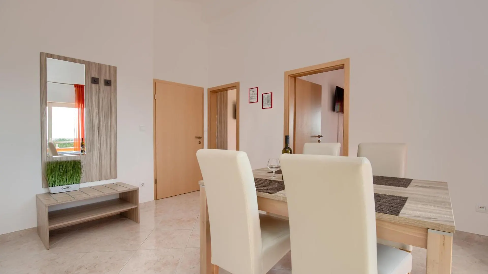 Apartment Orange Medulin 0*,  Croatia